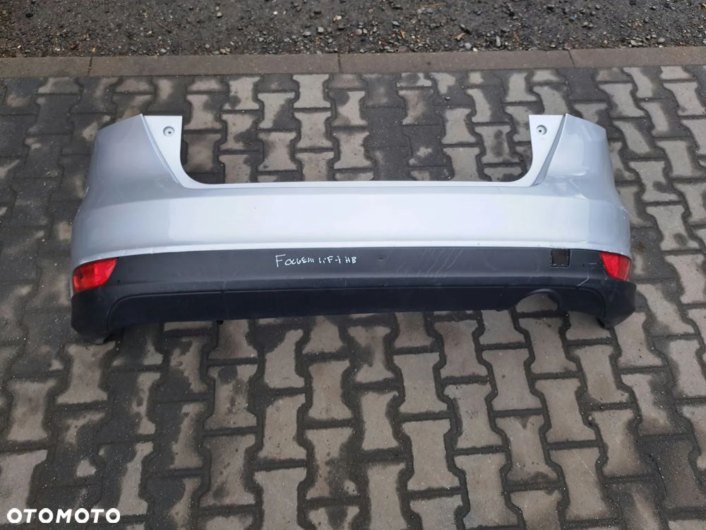 Ford Focus mk3 lift Hatchback zderzak tył tylny kompletny - 1