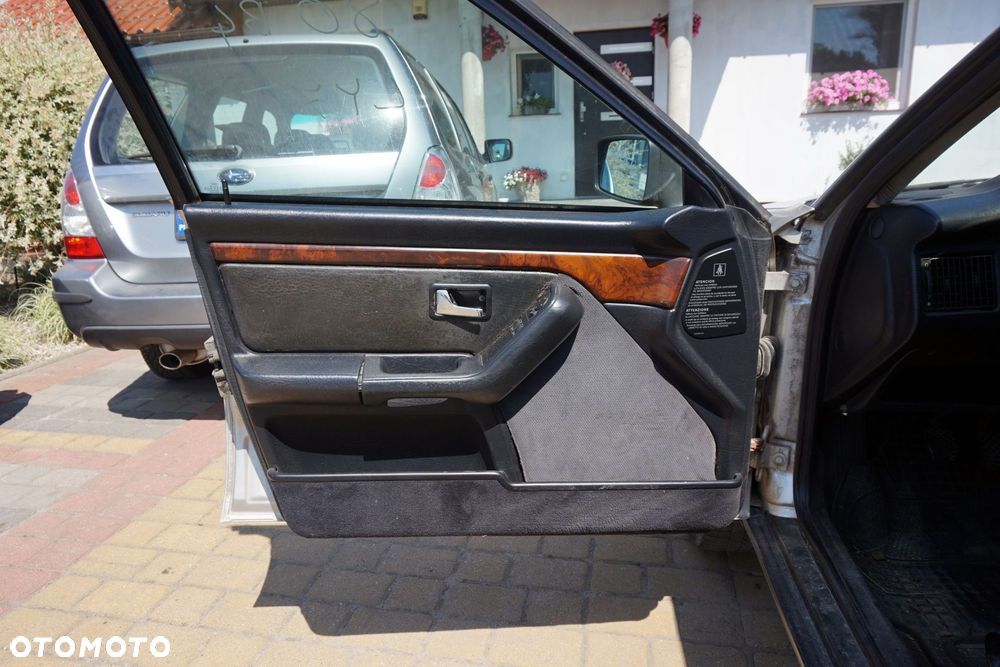 DRZWI PRZEDNIE LEWE 80 B4 LY7T  AUDI 1991-1996 - 9