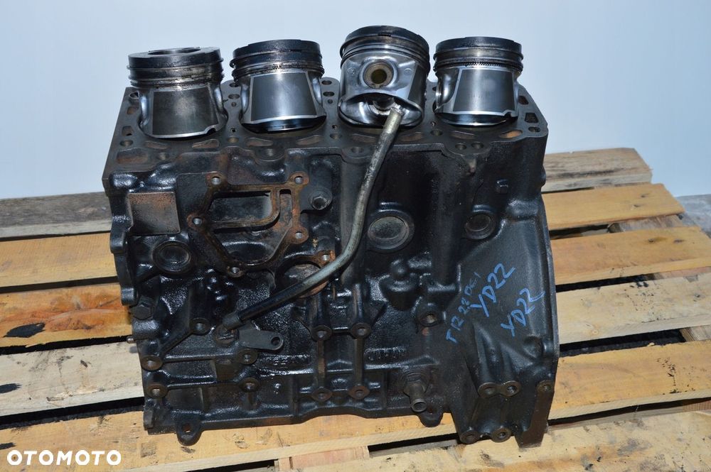 blok silnika tłoki nissan primera p12 x-trail 2.2 dci yd22 ładny - 1