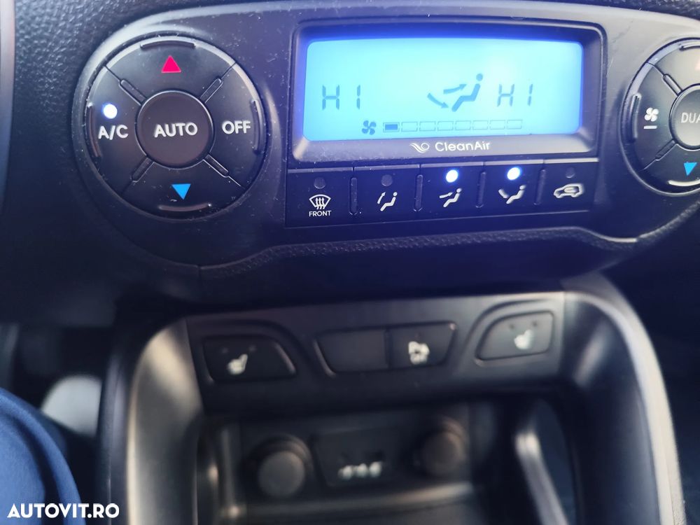Hyundai ix35 2.0 CRDI 4WD Premium - 10