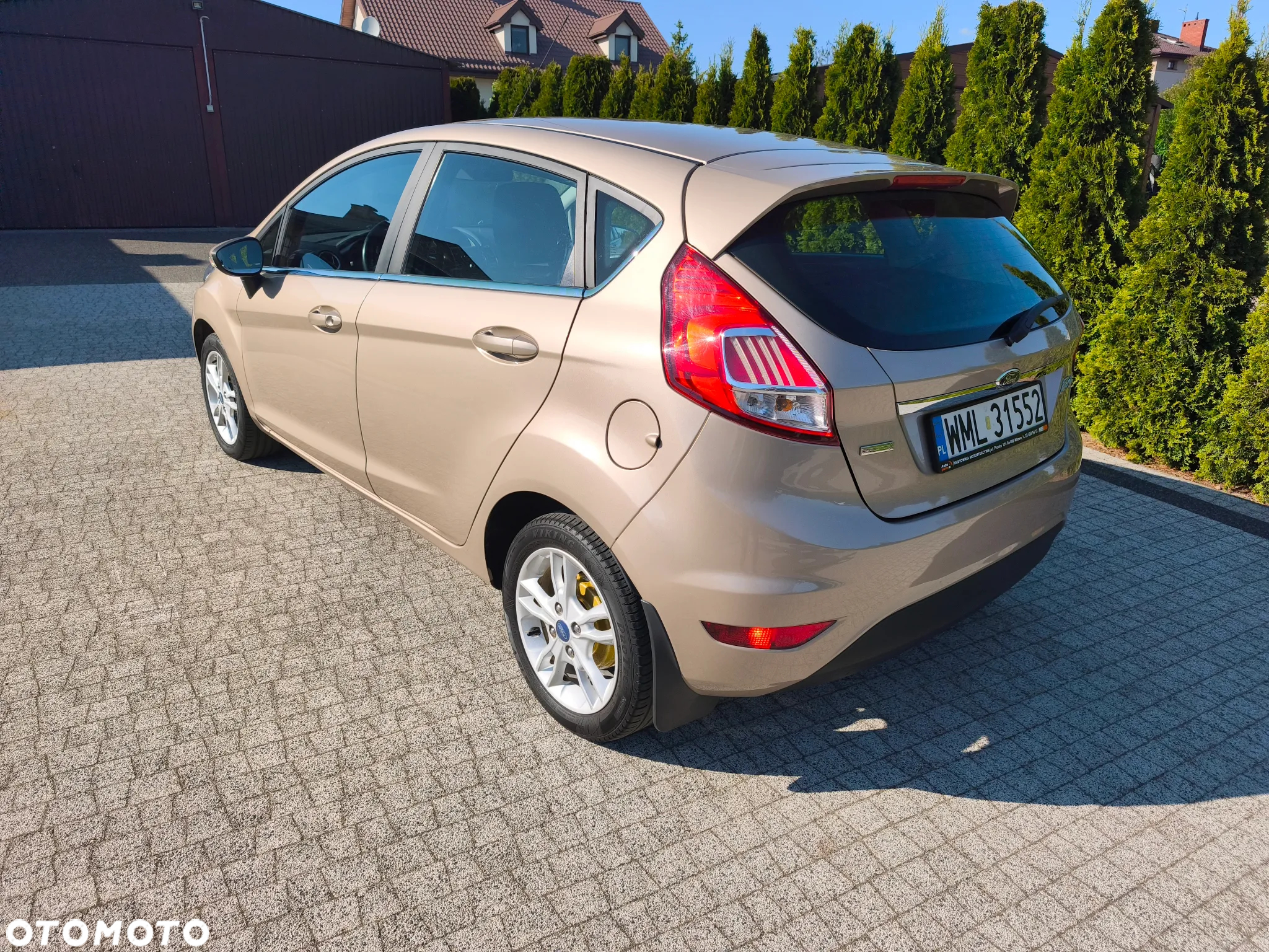 Ford Fiesta 1.0 EcoBoost Titanium - 12