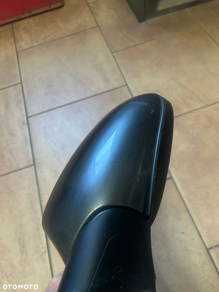 LUSTERKO BMW E81 LEWE EUROPA 5PIN A22 - 4