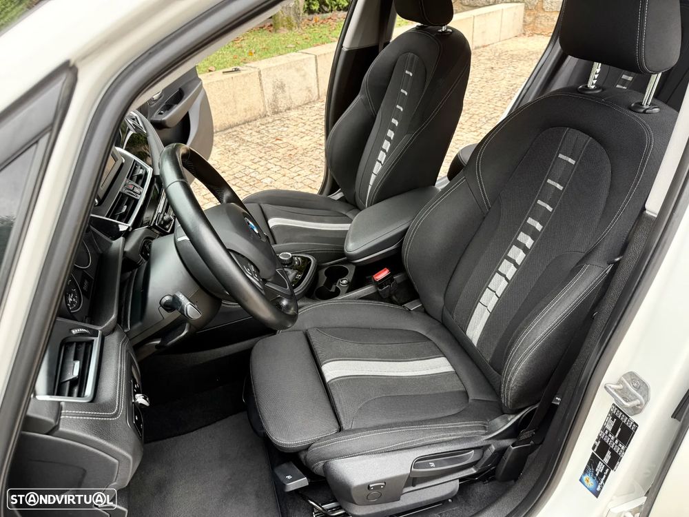 BMW 216 Active Tourer d Line Sport - 23