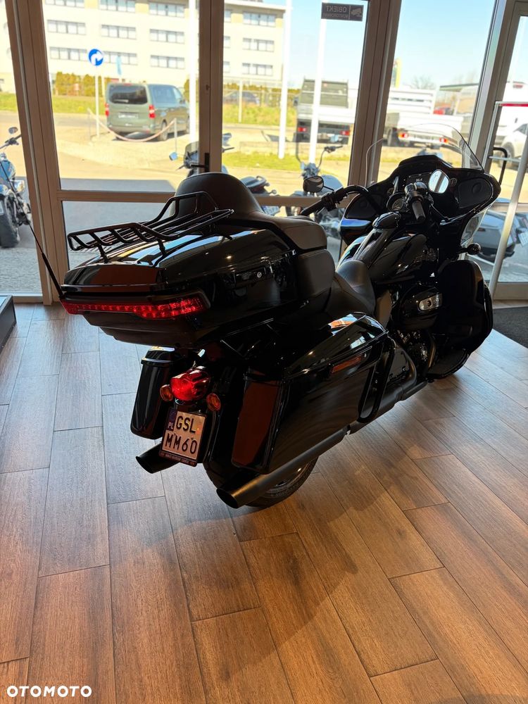 Harley-Davidson Touring Road Glide - 8