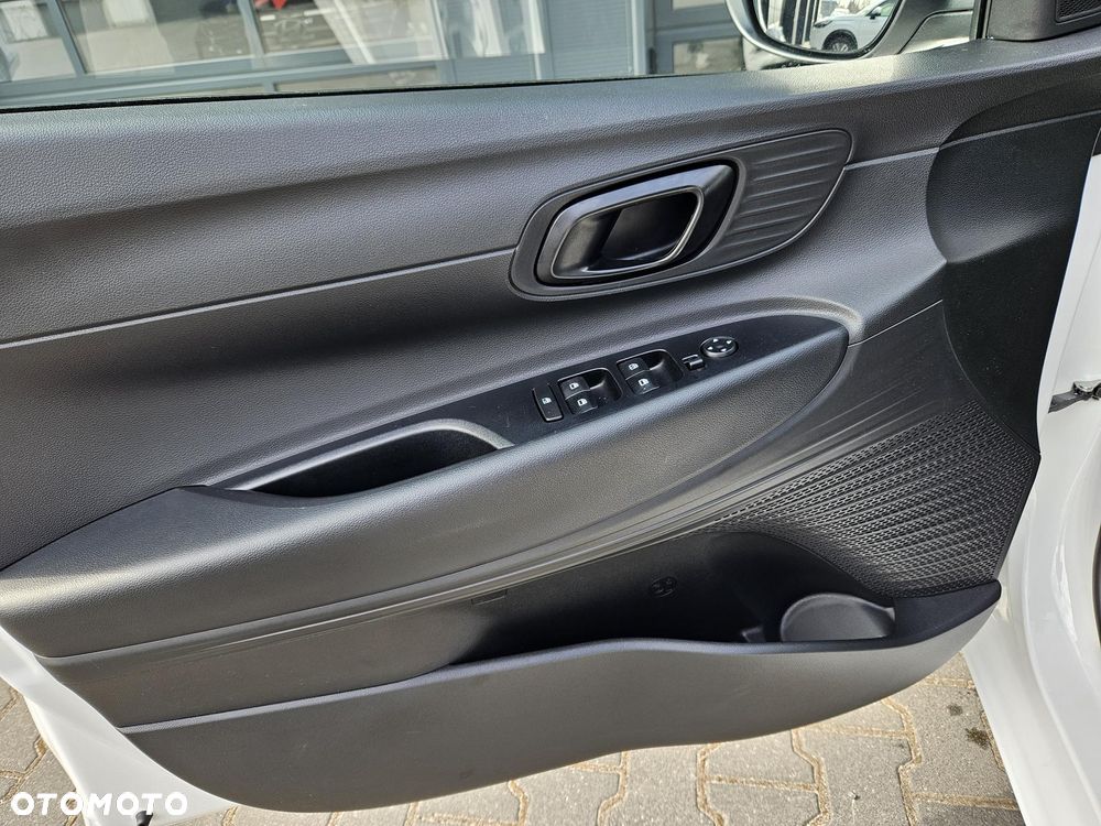 Hyundai i20 1.0 T-GDi Modern Black DCT - 16