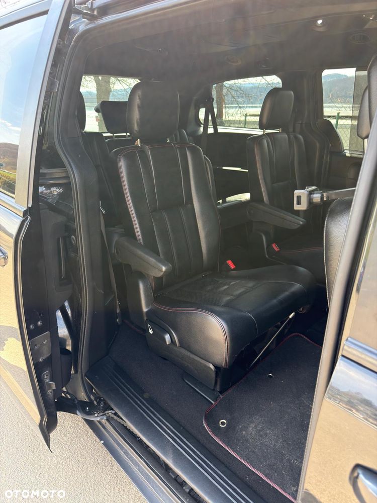 Dodge Grand Caravan 3.6 R/T - 7