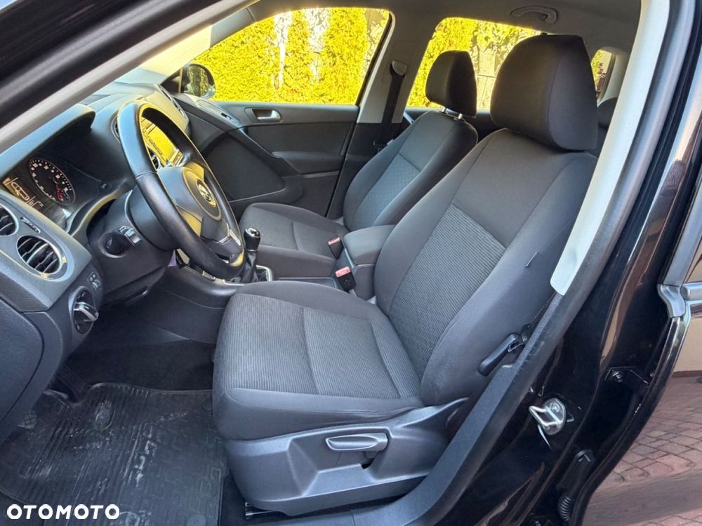 Volkswagen Tiguan - 16