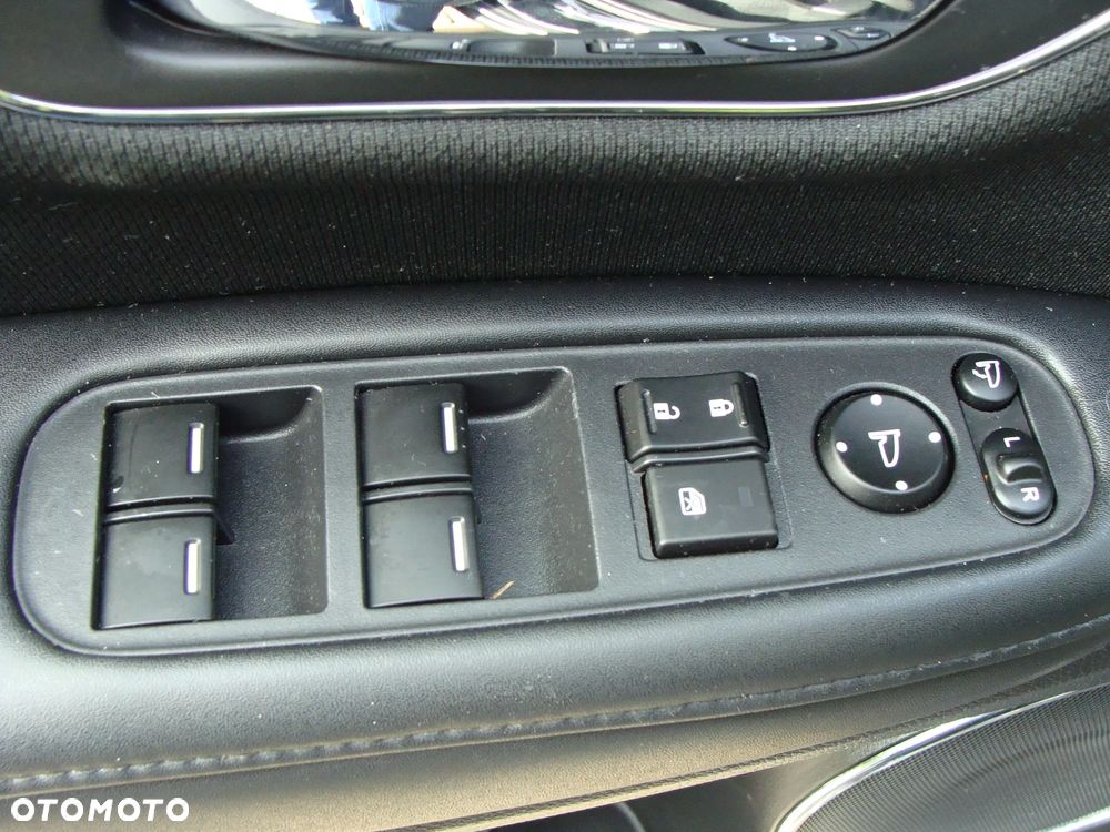 Honda HR-V 1.5 Executive (ADAS / Connect+) CVT - 20