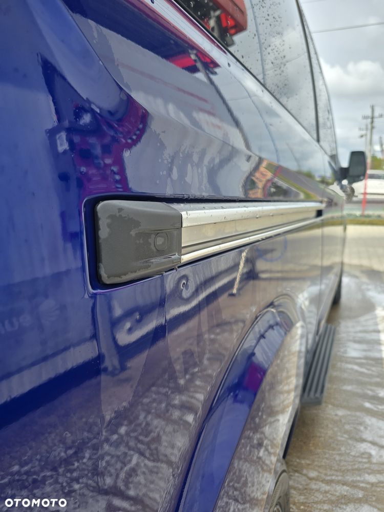 Ford Tourneo Custom - 8