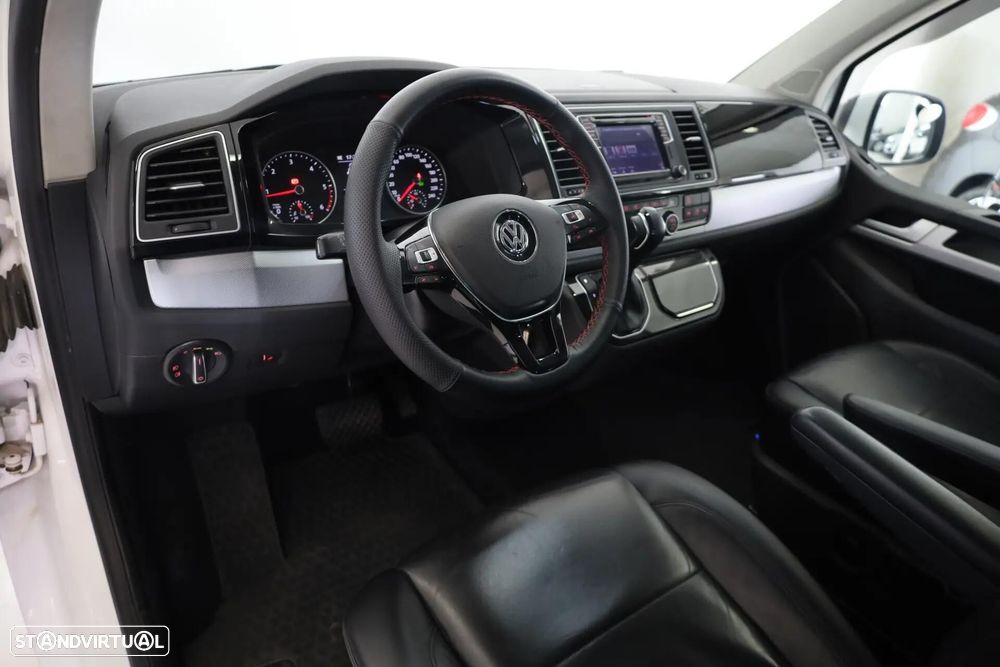 VW Caravelle - 6