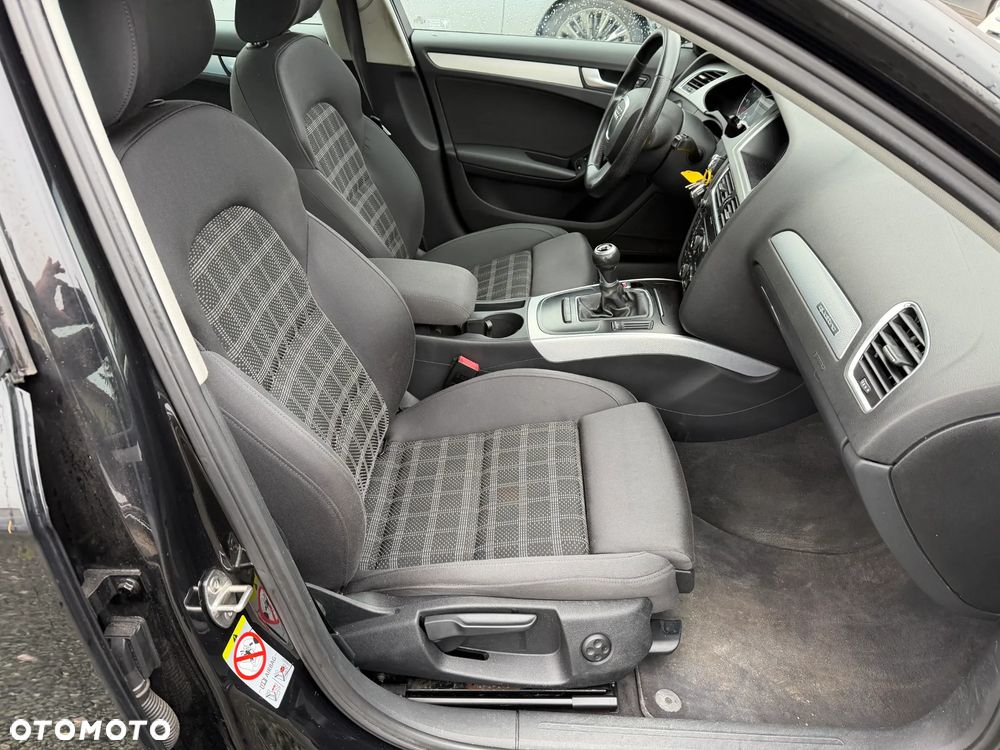 Audi A4 Limousine 2.0 TDI DPF quattro Attraction - 30
