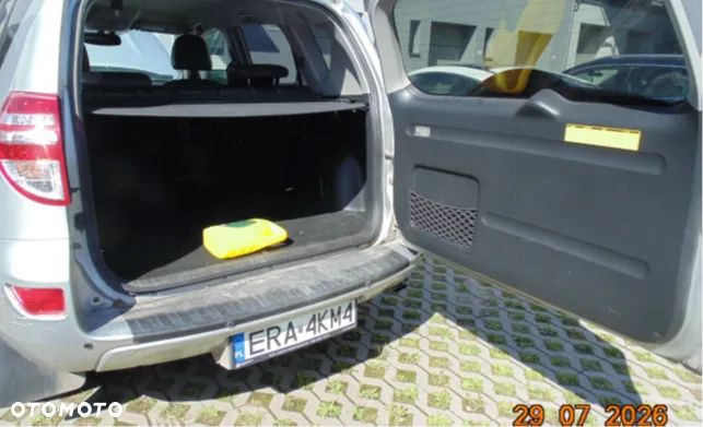 Toyota RAV4 2.2 D-4D Premium - 5