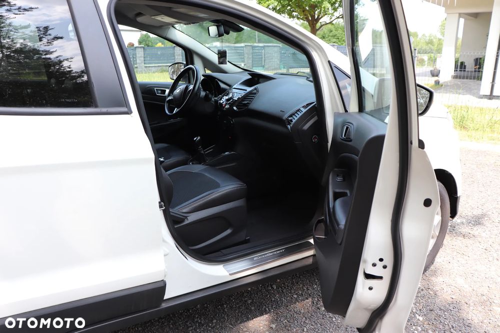 Ford EcoSport - 27