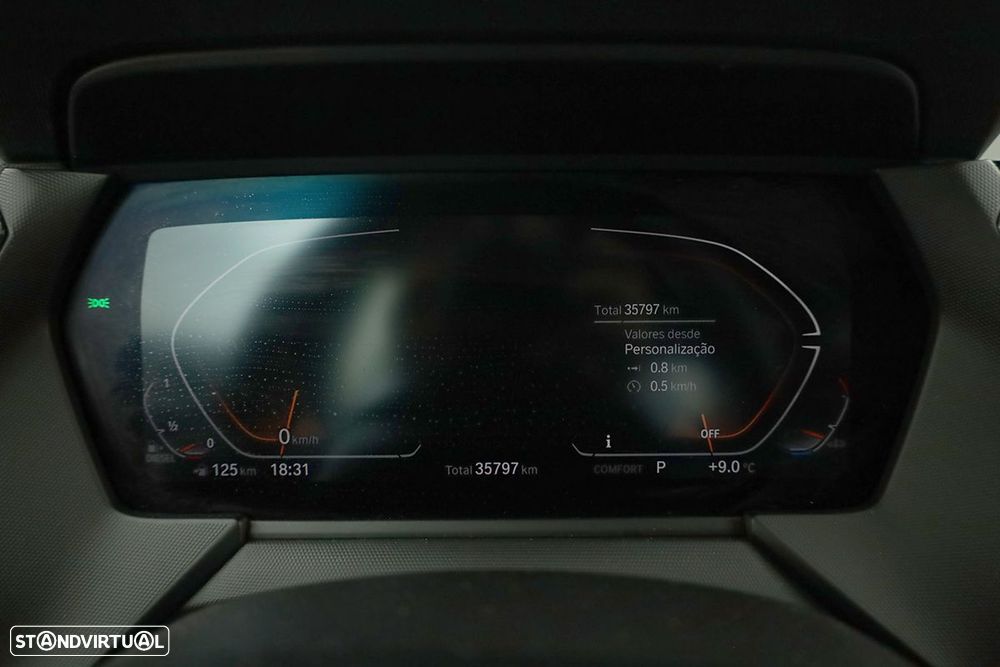 BMW 116 d Pack Desportivo M Auto - 16