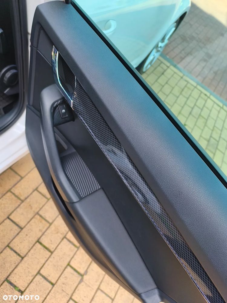 Skoda Octavia 2.0 TDI DSG RS - 15