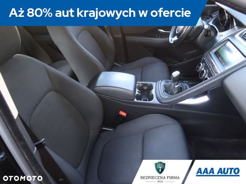 Jaguar E-Pace - 10