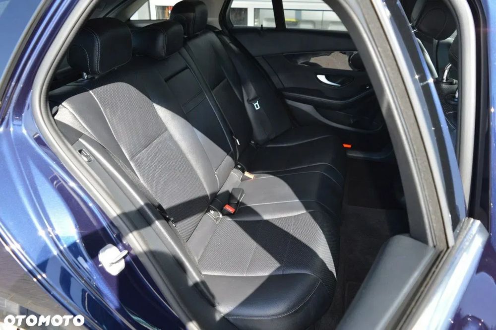 Mercedes-Benz Klasa C 180 (BlueTEC) d T - 21