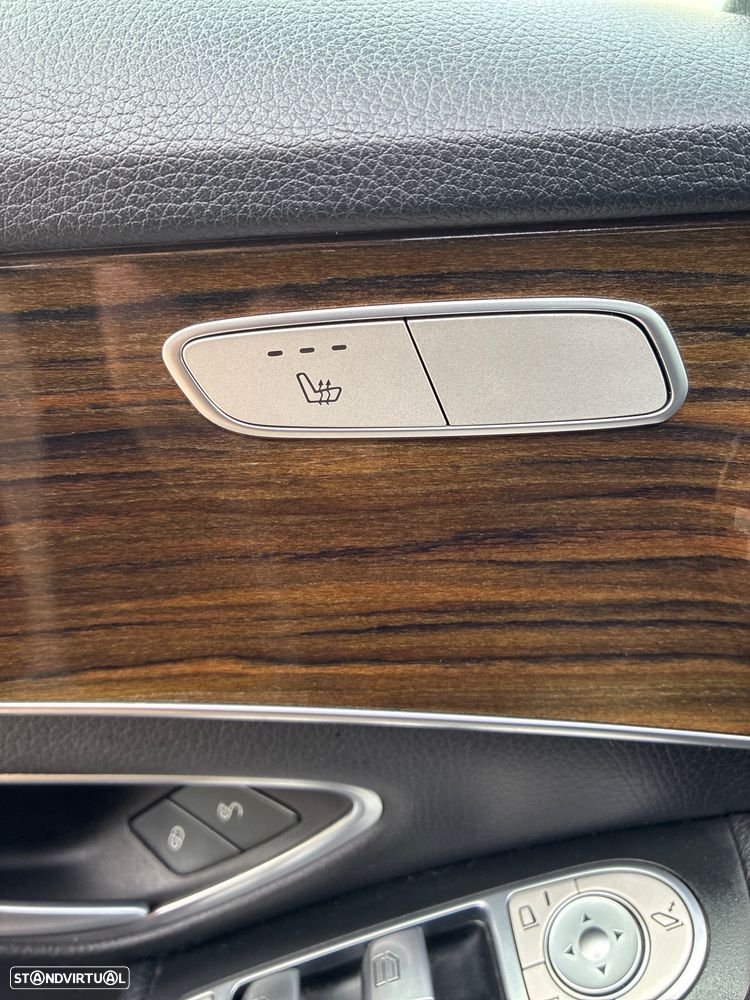 Mercedes-Benz C 220 d 4Matic Station 7G-TRONIC Exclusive - 23