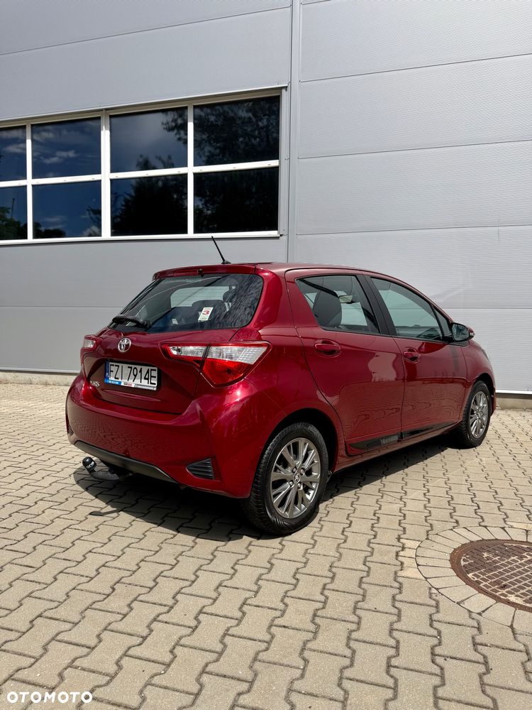 Toyota Yaris 1.5 Dynamic - 9