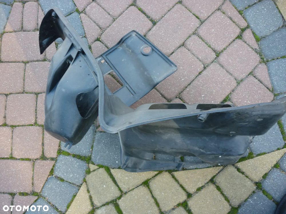 Owiewka felga osłona ogon podłoga Malaguti F12 - 12