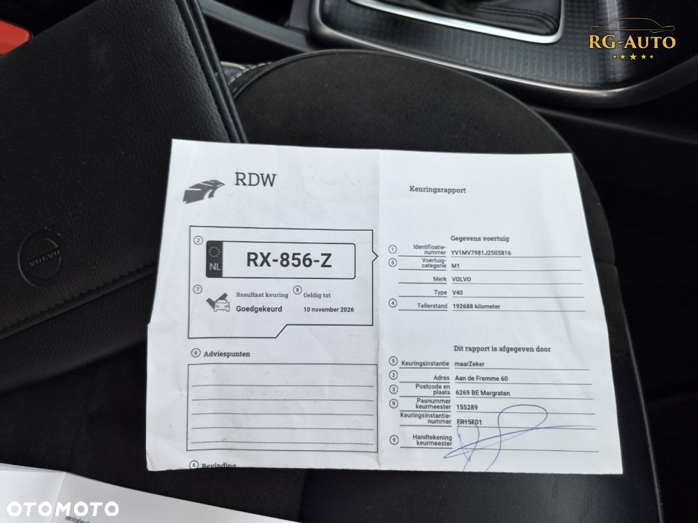 Volvo V40 - 22