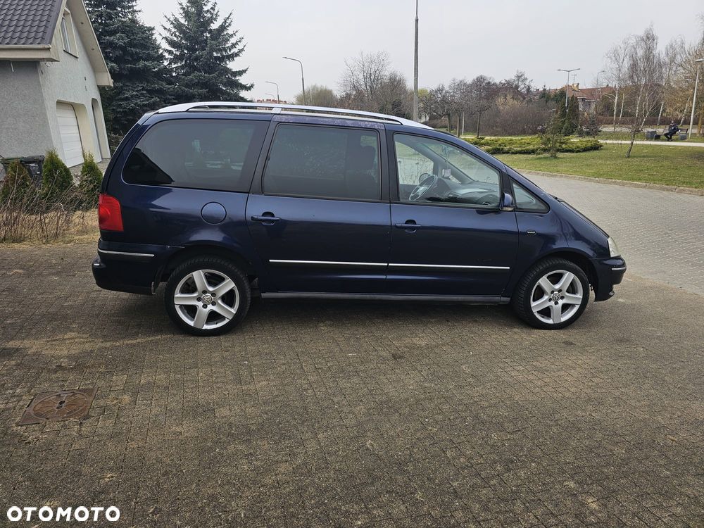 Volkswagen Sharan 2.0 TDI Highline - 4