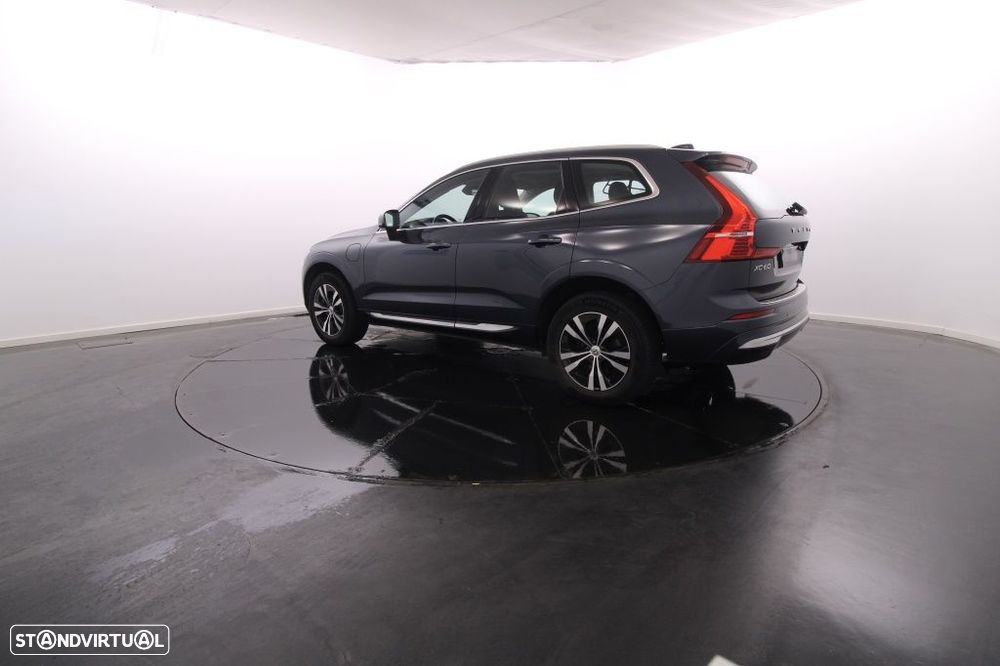 Volvo XC 60 2.0 T6 PHEV Inscription AWD - 4
