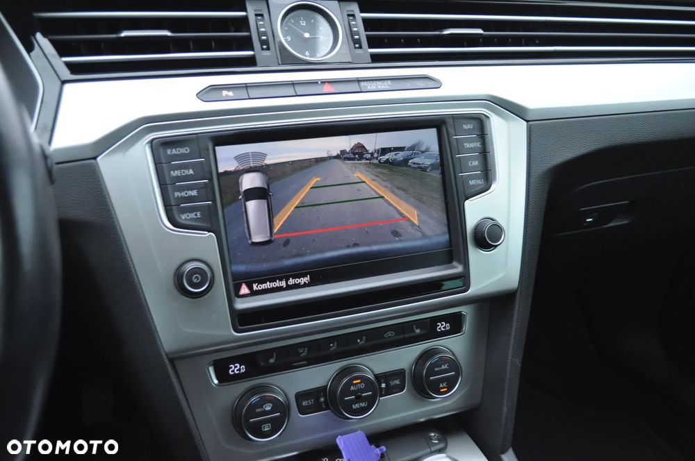 Volkswagen Passat 1.6 TDI (BlueMotion Technology) DSG Comfortline - 37