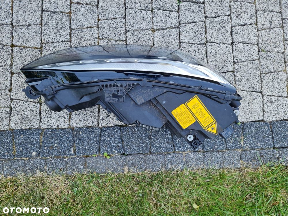 AUDI A5 S5 8W6 F5 B9 LIFT Kompletna lampa prawa przód Full Led Laser 8W6941086 - 8