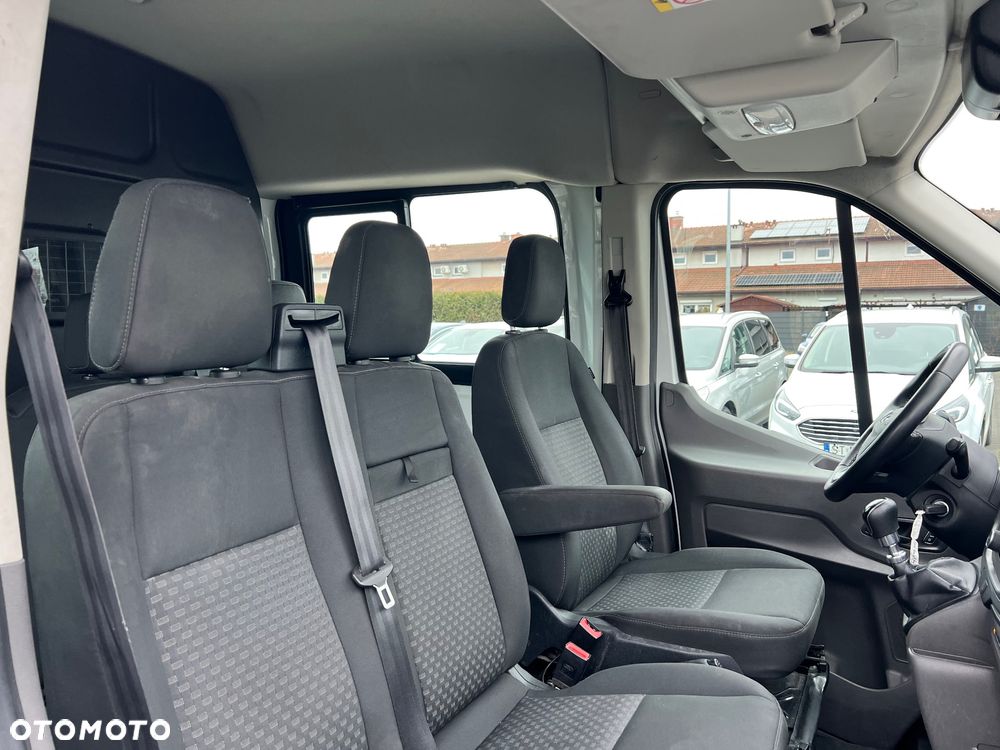 Ford Transit - 40