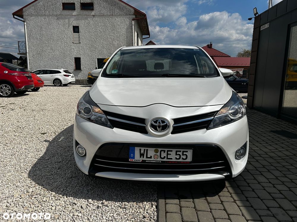 Toyota Verso 1.8 5-Sitzer Executive - 2