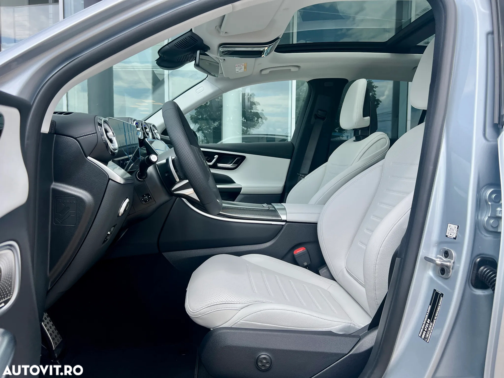 Mercedes-Benz GLC 300 e 4MATIC - 12