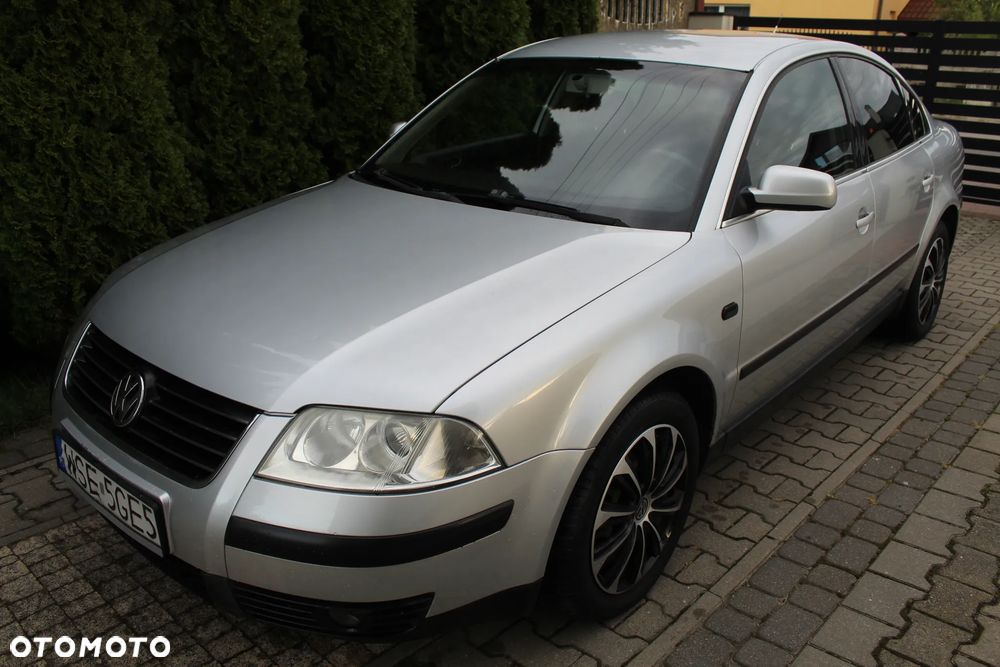Volkswagen Passat 2.0 Exclusive - 3