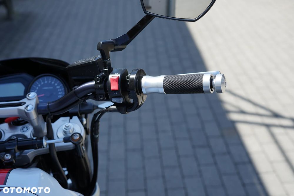 Yamaha FZ - 18