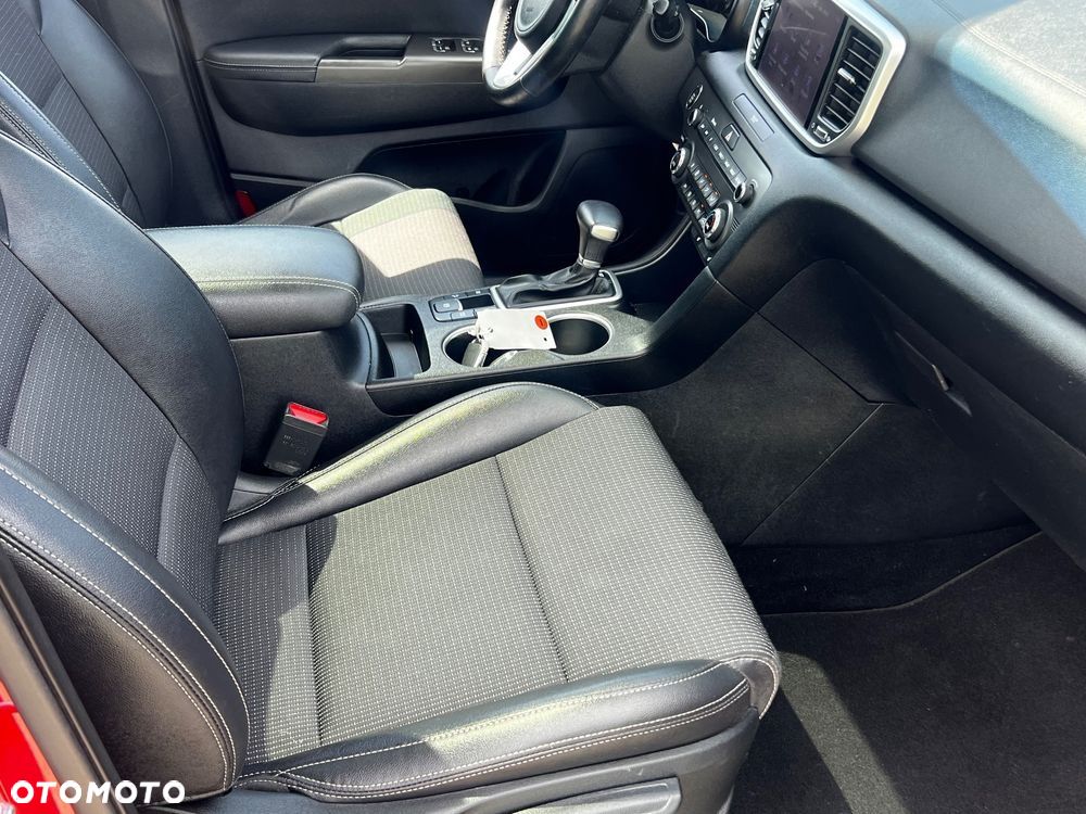 Kia Sportage 1.6 CRDI AWD Eco-Dynamics+ (48V M-H) DCT PLATINUM - 7