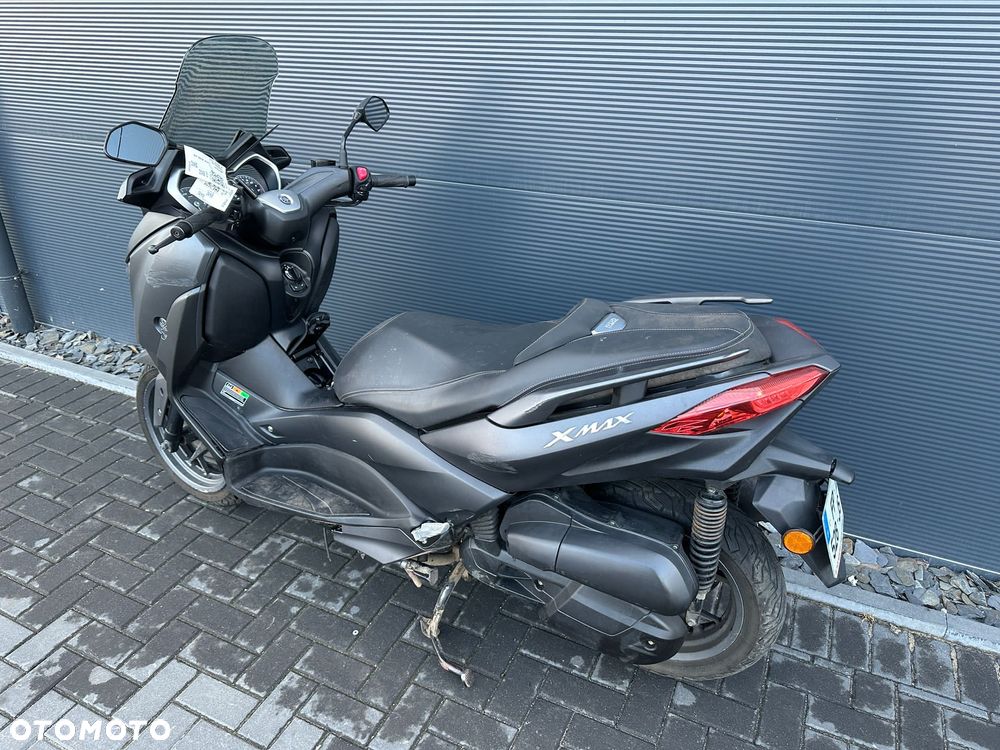 Yamaha X-max - 3