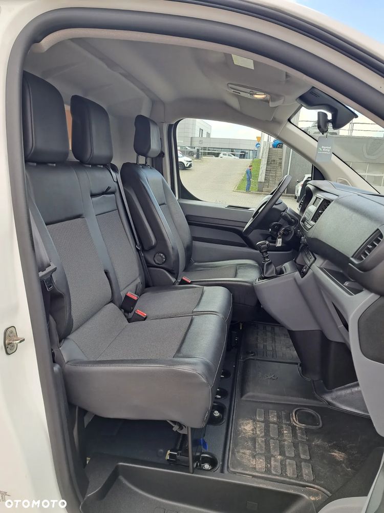 Peugeot Expert - 8