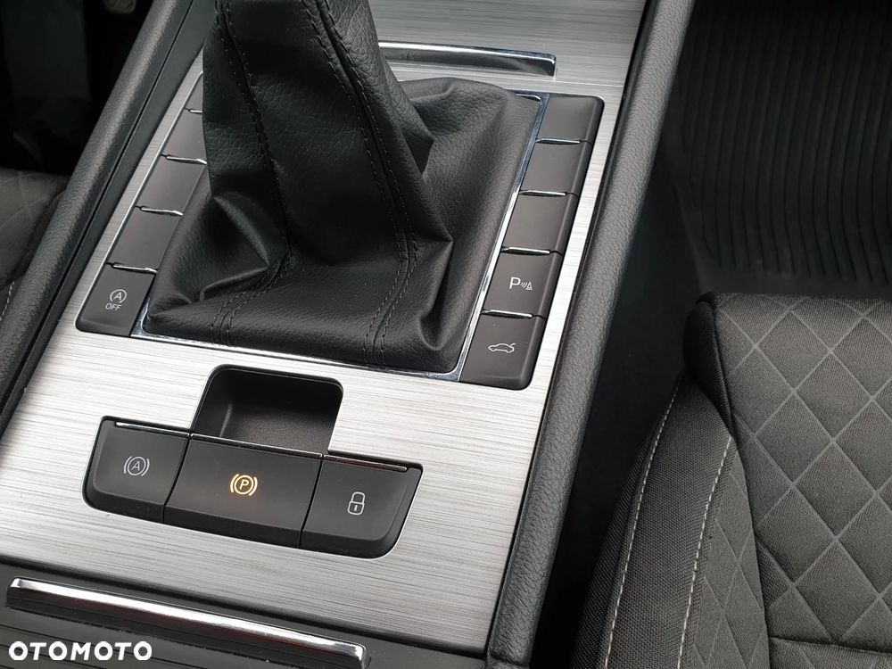 Skoda Superb 1.5 TSI Ambition - 30