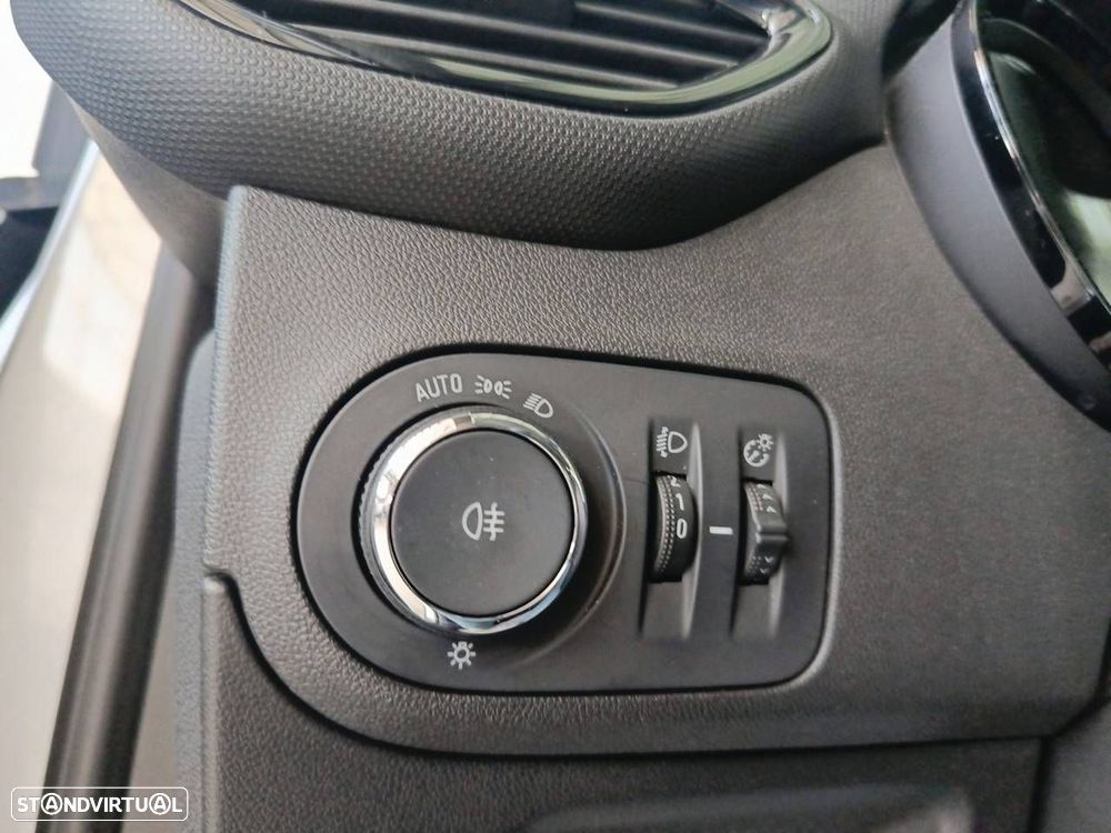 Opel Crossland X - 14