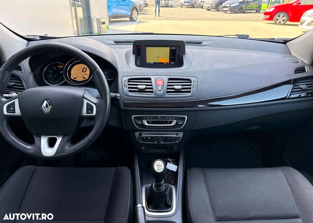 Renault Megane 1.5 dCI Privilege - 6