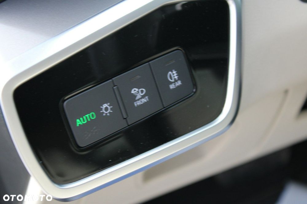 Audi A6 Avant - 25