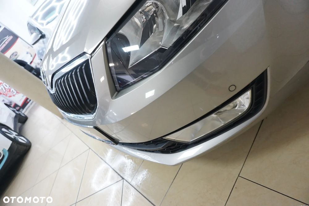 Skoda Octavia 1.6 TDI (Green tec) DSG Ambition - 13