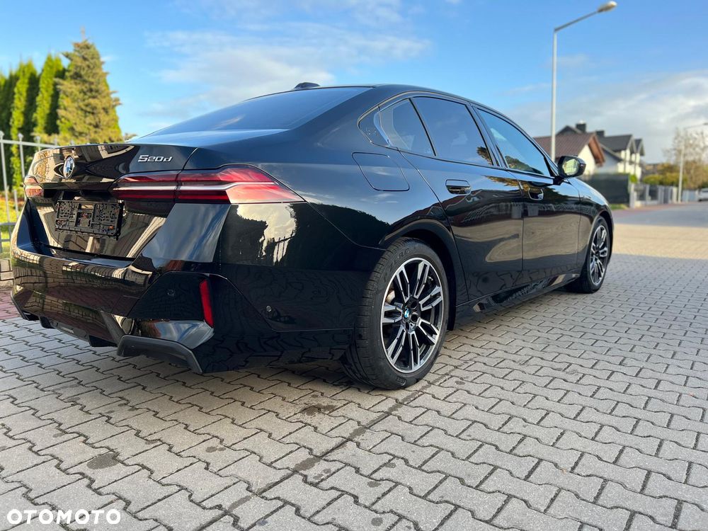 BMW Seria 5 - 16