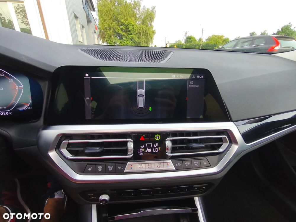 BMW Seria 3 - 18