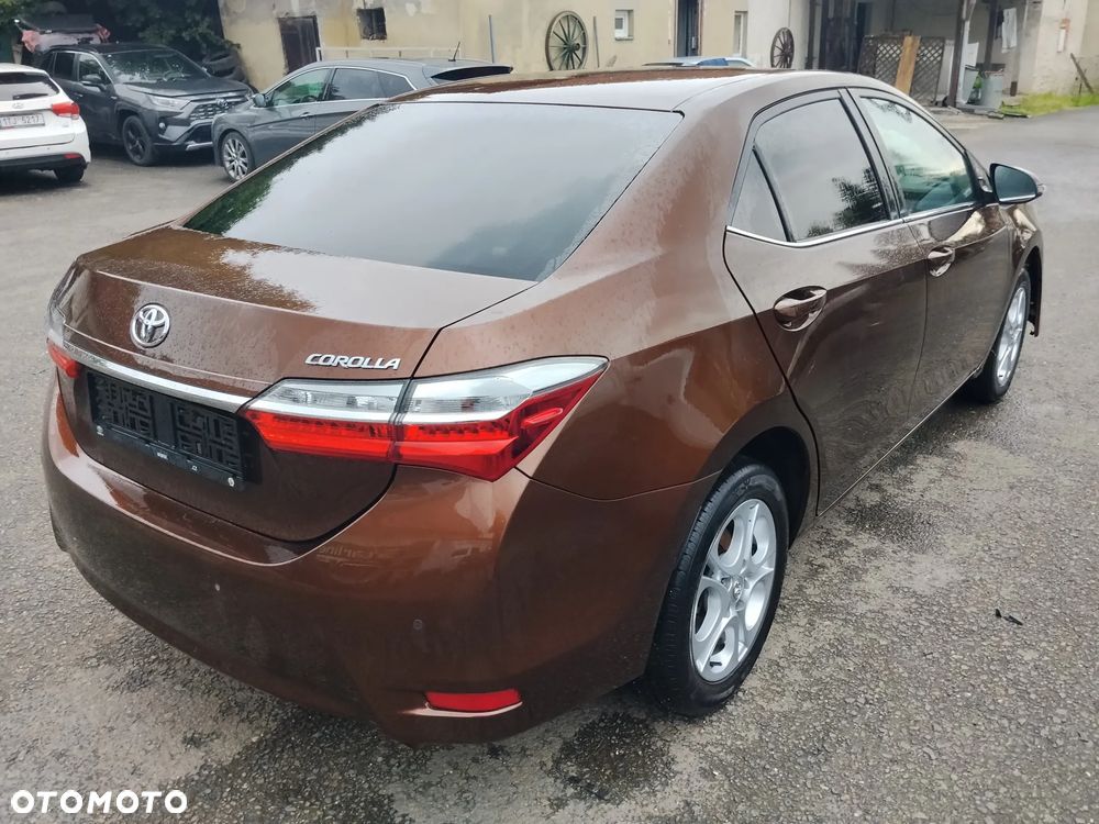 Toyota Corolla - 3