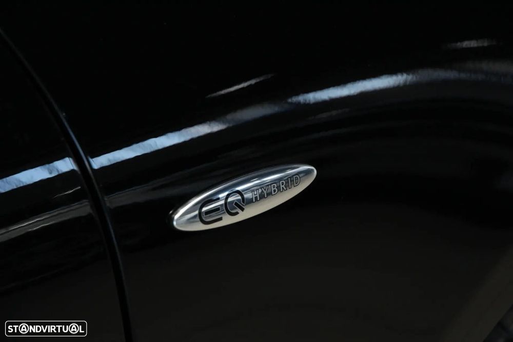 Mercedes-Benz CLA 250 e Shooting Brake AMG Line - 5