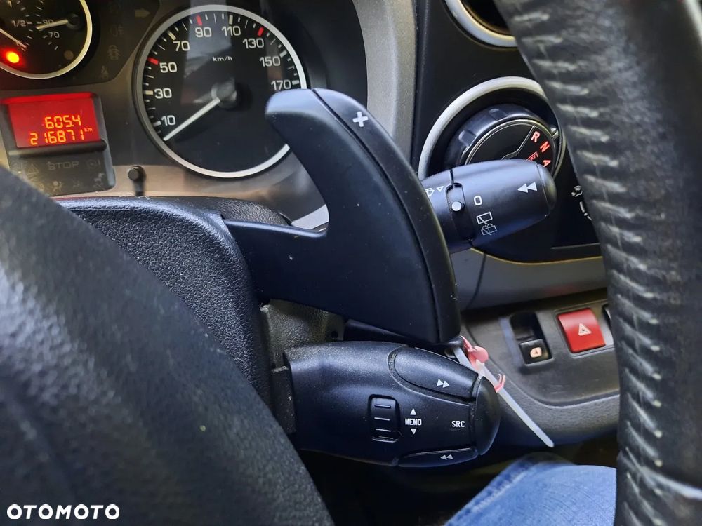 Citroën Berlingo Multispace BlueHDi 100 S&S ETG6 90 Jahre - 24