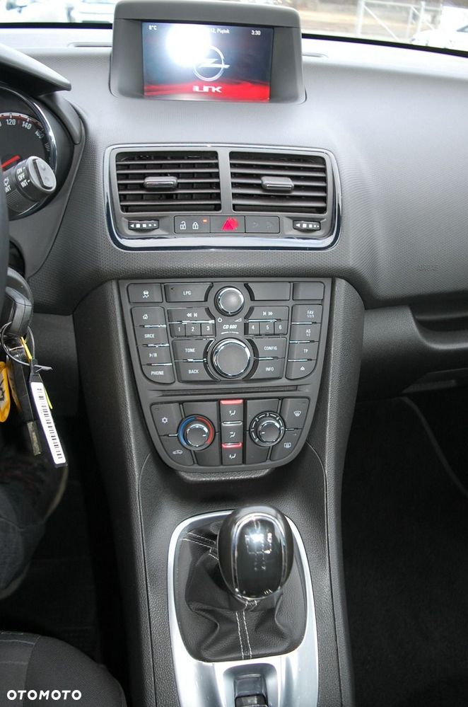 Opel Meriva - 23