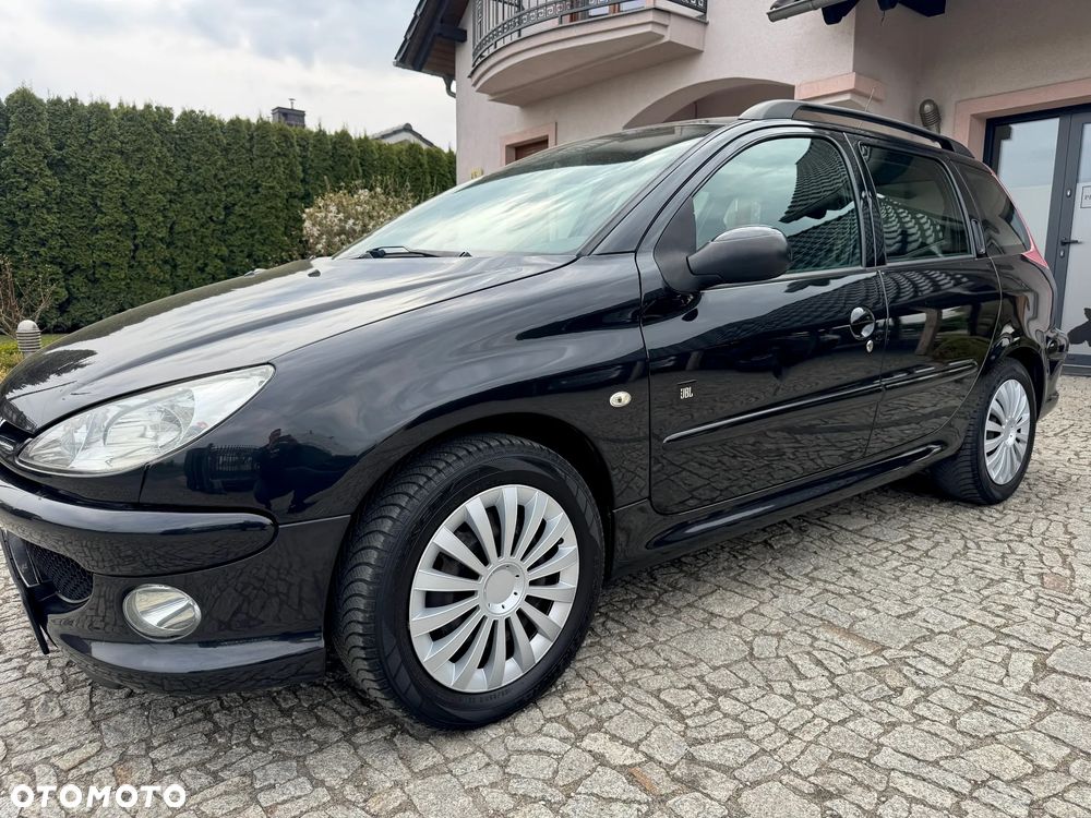 Peugeot 206 110 JBL - 9