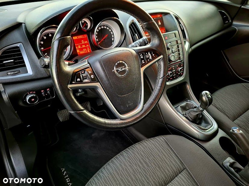 Opel Astra 1.4 T Cosmo - 15